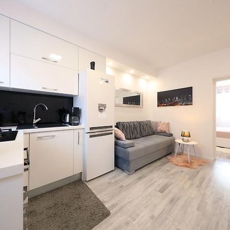 Apartment Mini Zara Esterno foto